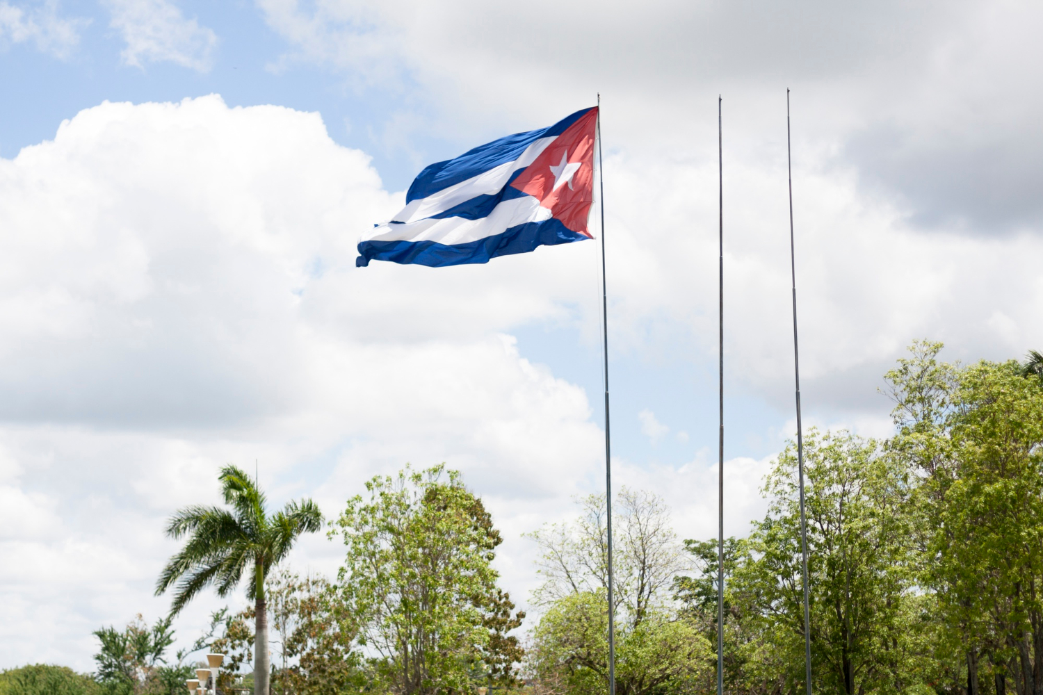 mucho cuidado con la religión en Cuba